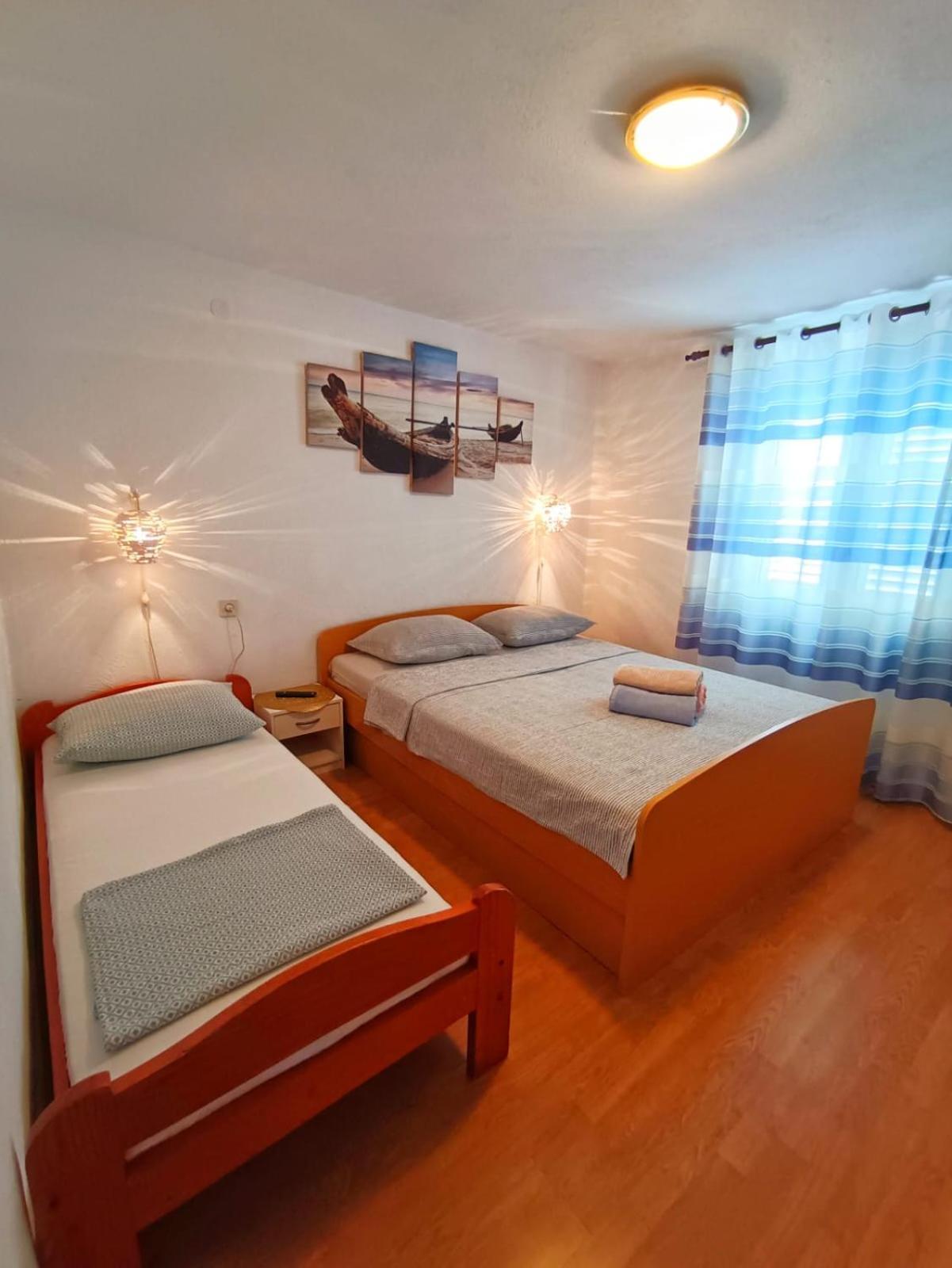 סטארי גראד Guesthouse Eljuga Family מראה חיצוני תמונה