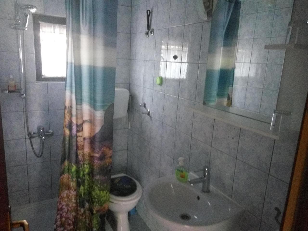 סטארי גראד Guesthouse Eljuga Family מראה חיצוני תמונה